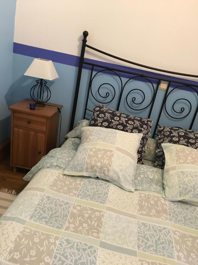 ゴウブー L'Emiline Bed & Breakfast エクステリア 写真