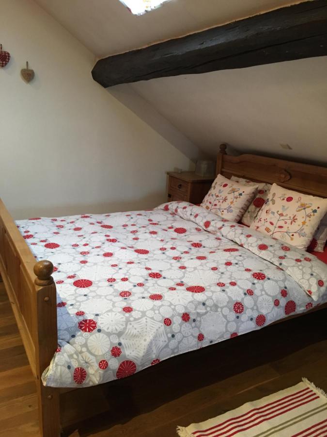 ゴウブー L'Emiline Bed & Breakfast エクステリア 写真